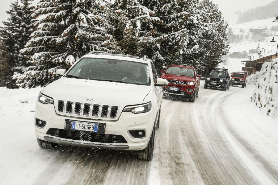  Jeep Wrangler Rubicon (JL) 2018 года  (EU) (фото 18 из 31)